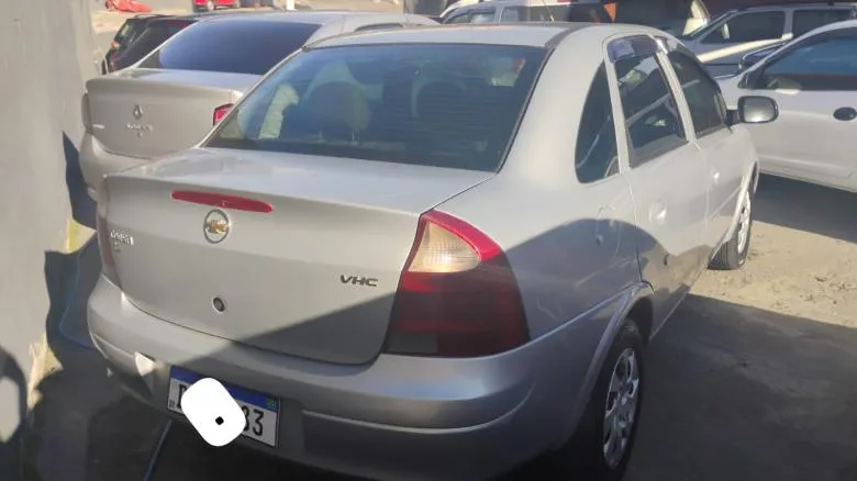GM - Chevrolet - CORSA SEDAN 1.0