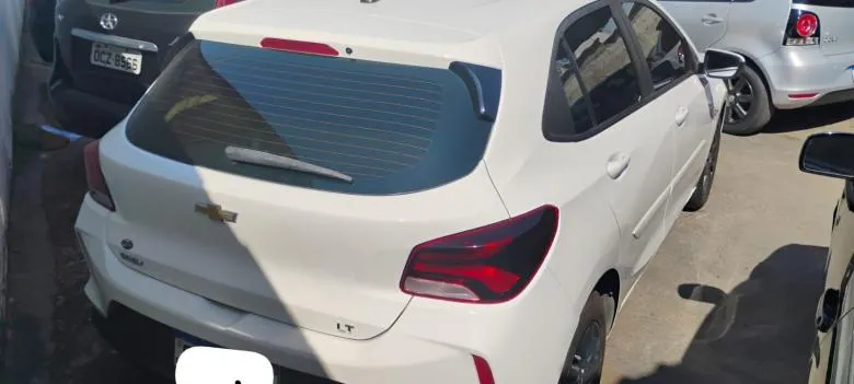 GM - Chevrolet - ONIX LT 1.0 MEC