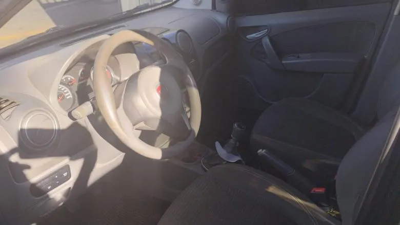 Fiat - PALIO ATTRACTIVE 1.0