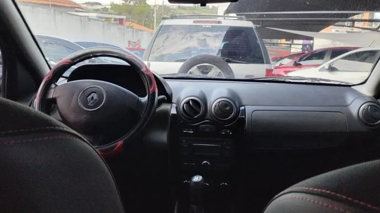 Renault - SANDERO STEPWAY 1.6 AUT