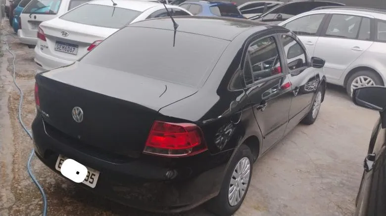 VW - VolksWagen - VOYAGE 1.0